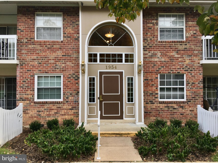1954 Kennedy Dr unit 101, McLean, VA 22102 - photo 1