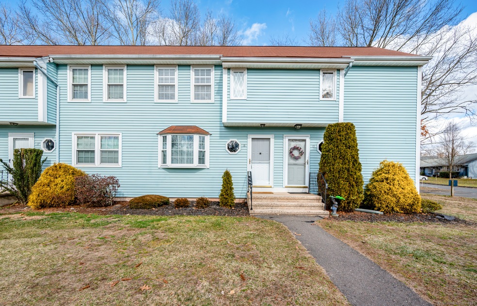 1 Abbott Rd unit 18, Ellington, CT 06029 - photo 1