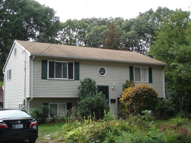 409 Chestnut St, Warwick, RI 02888 - photo 1