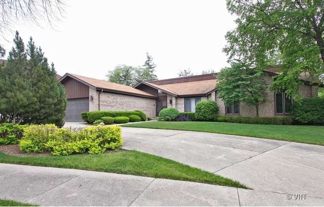 2755 Porter Ct, Glenview, IL 60026 - photo 1