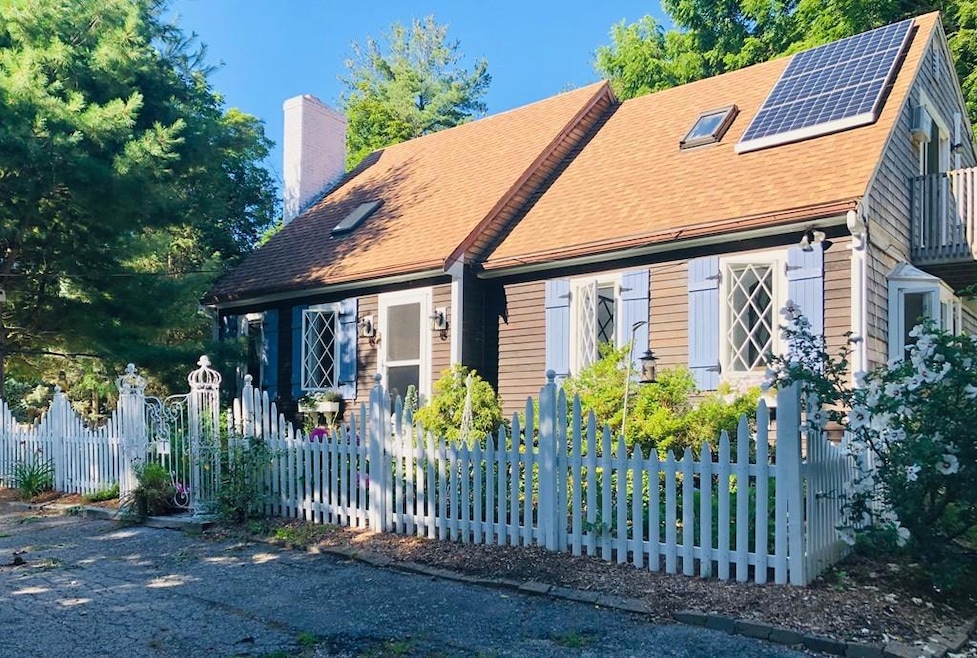 330 Gannett Rd, Scituate, MA 02066 - photo 1