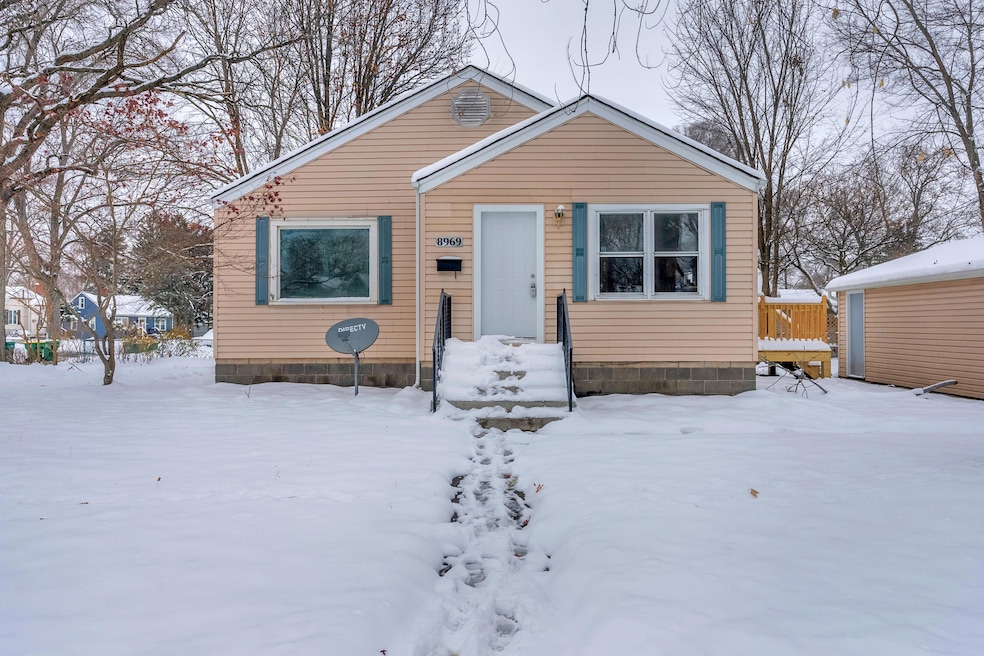 8969 Hudson Ct, Munster, IN 46321 - photo 1