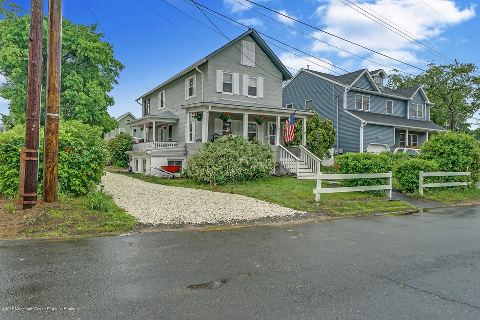 8 Luppatatong Ave Keyport NJ-large-001-2