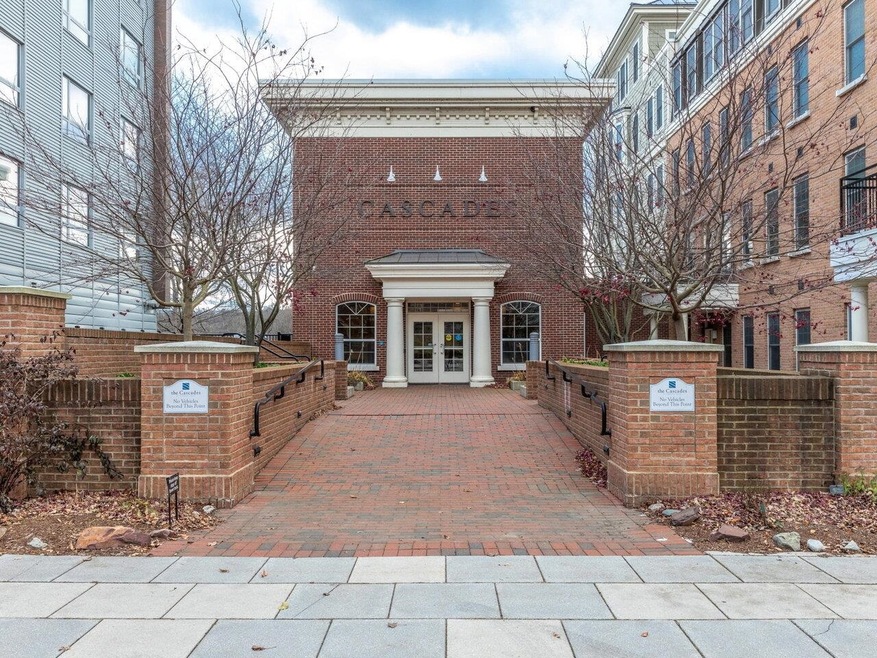 60 Winooski Falls Way unit 1414, Winooski, VT 05404 - photo 1