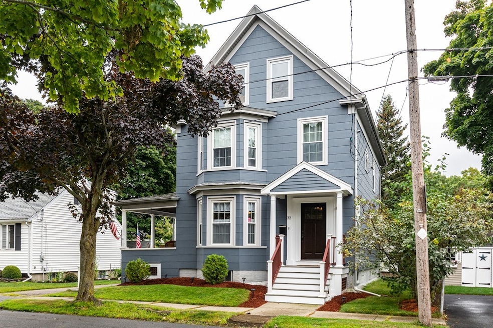 32 Parker St, Saugus, MA 01906 - photo 1