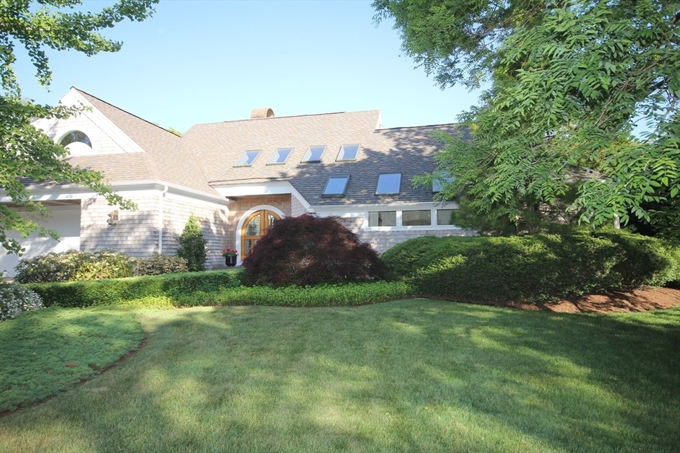 16 Eagle Dr, Dartmouth, MA 02748 - photo 1