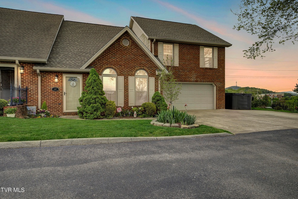 404 E Mountain View Rd unit 107, Johnson City, TN 37601 - photo 1