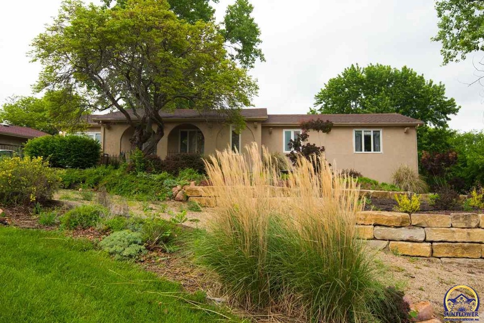 7140 SW Wattling Ct, Topeka, KS 66614 - photo 1