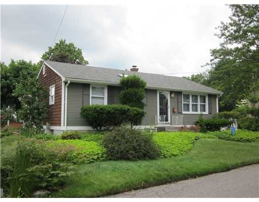36 Lockmere Rd, Cranston, RI 02910 - photo 1