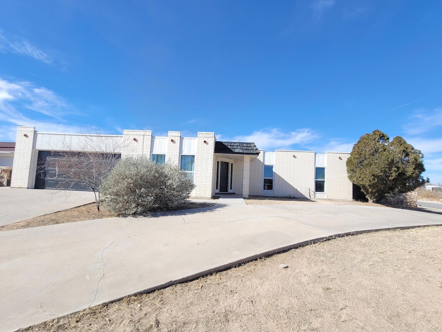 1599 Catham Cir, Horizon City, TX 79928 - photo 1