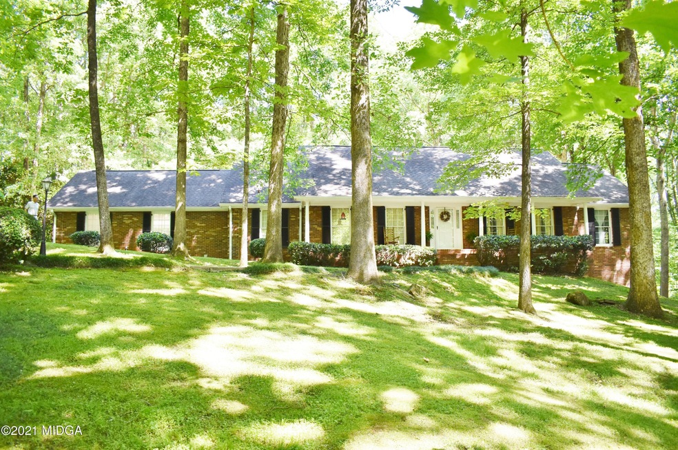 5671 Kentucky Downs Dr, Macon, GA 31210 - photo 1