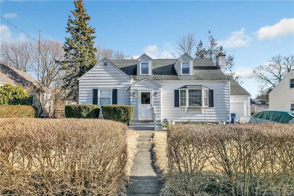 170 Pilgrim Rd, Bridgeport, CT 06610 - photo 1