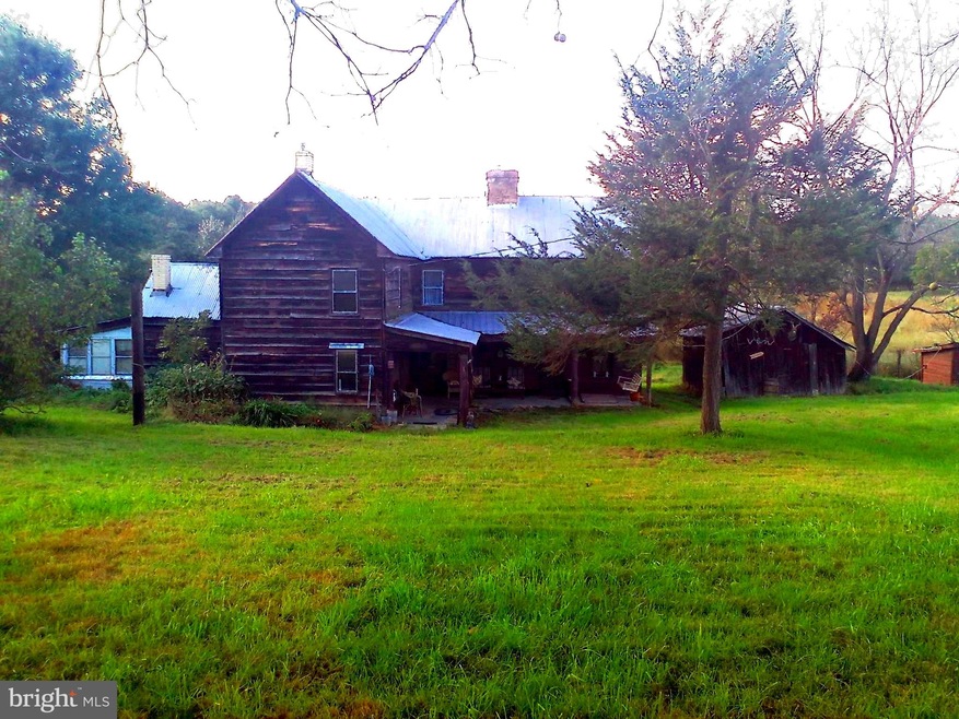 1649 S Timber Ridge Rd, Cross Junction, VA 22625 - photo 1