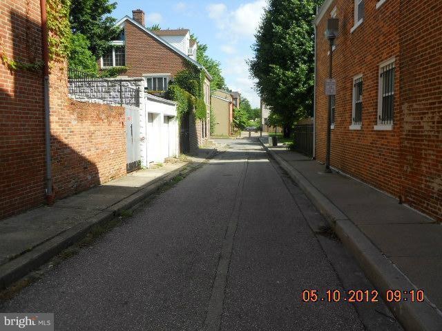 762 Mchenry St, Baltimore, MD 21230 - photo 1