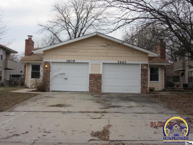 3607 SW Atwood Ave, Topeka, KS 66614 - photo 1