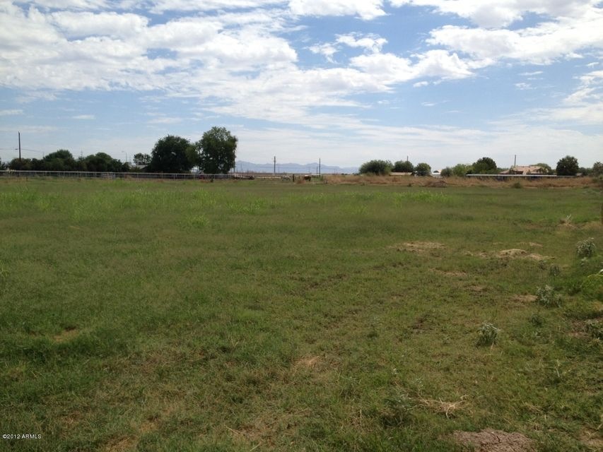 lot looking north