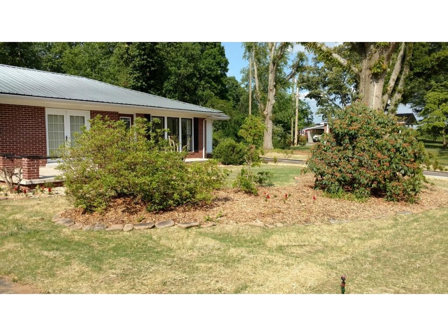 4636 Jim Hood Rd, Gainesville, GA 30506 - photo 1