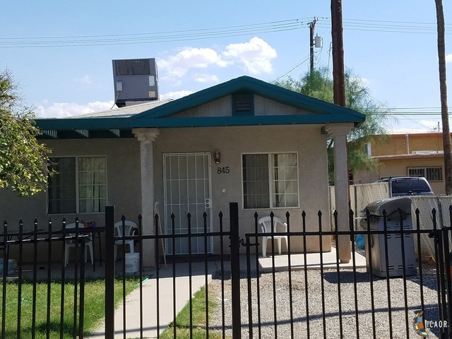 845847 El Centro Ave, El Centro, CA 92243 - photo 1