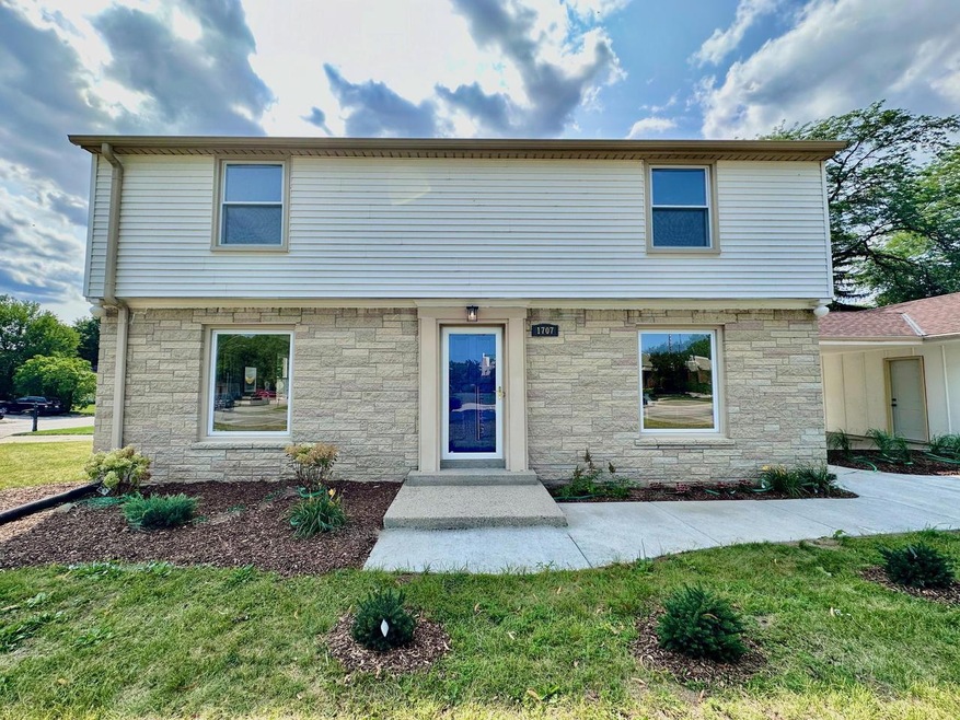 1707 N 116th St, Milwaukee, WI 53226 - photo 1