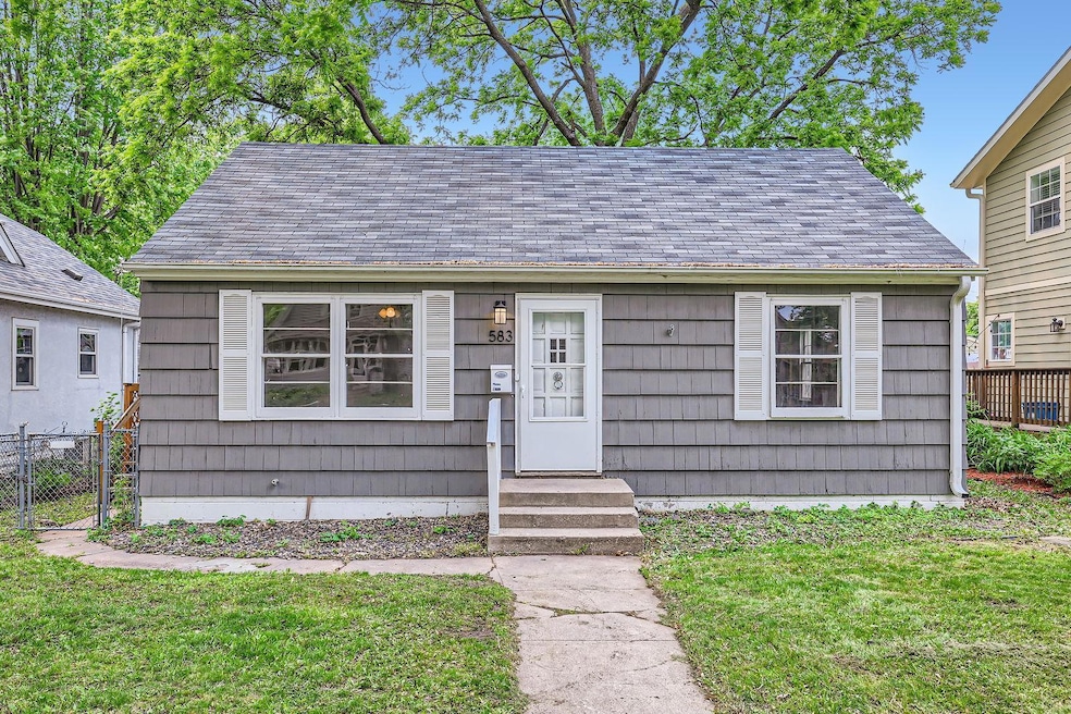 583 Cromwell Ave, Saint Paul, MN 55104 - photo 1