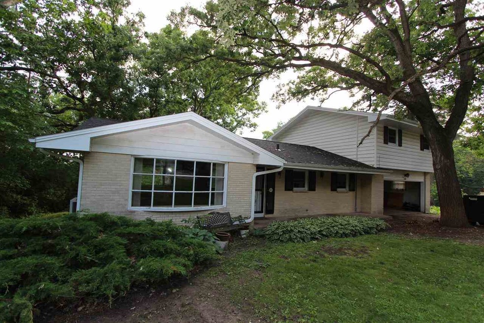 2186 Conover Cir, Fitchburg, WI 53575 - photo 1