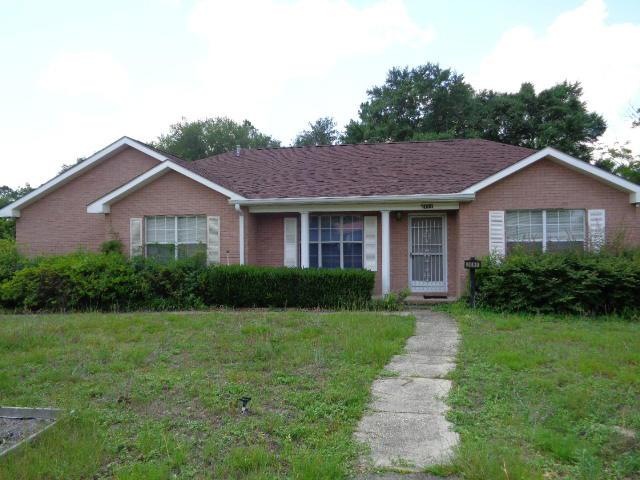 3086 Jefferson Ave, Crestview, FL 32539 - photo 1