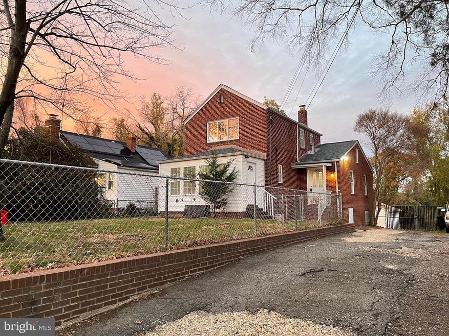 6432 Old Landover Rd, Hyattsville, MD 20785 - photo 1