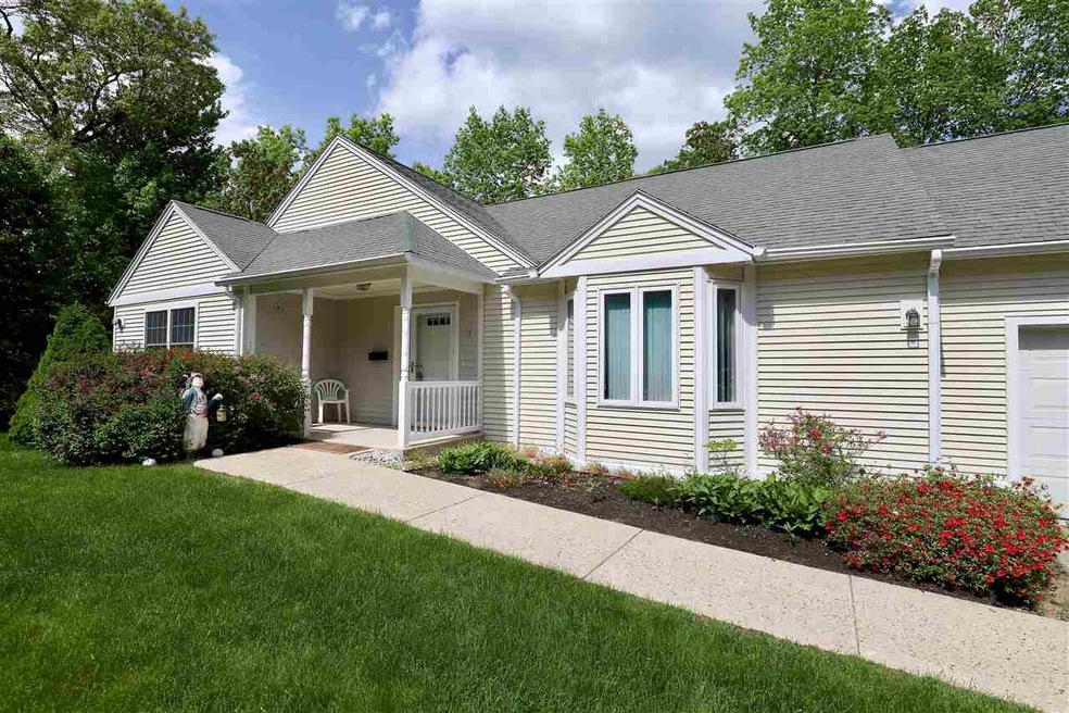 15 Roysann Way, Durham, NH 03824 - photo 1