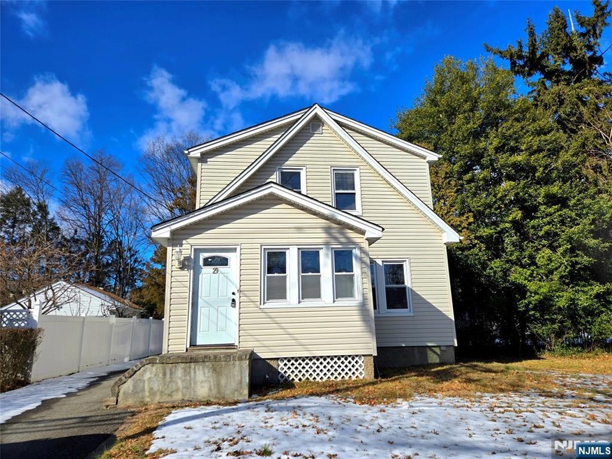 29 Arcadian Way, Paramus, NJ 07652 - photo 1