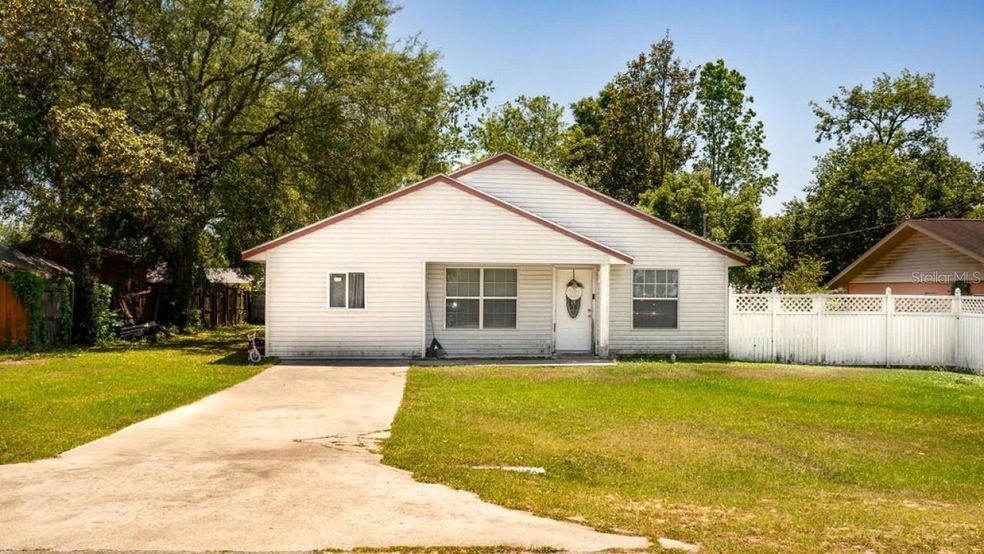 21668 SW Honeysuckle St, Dunnellon, FL 34431 - photo 1