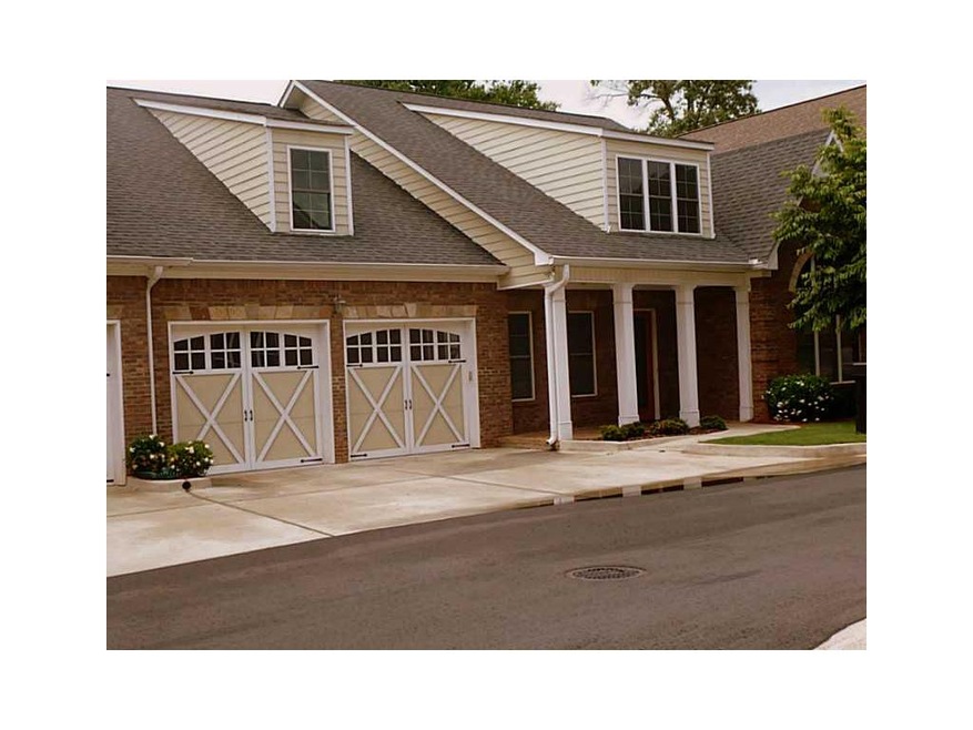 Exterior Front. Gorgeous Garden Condo!