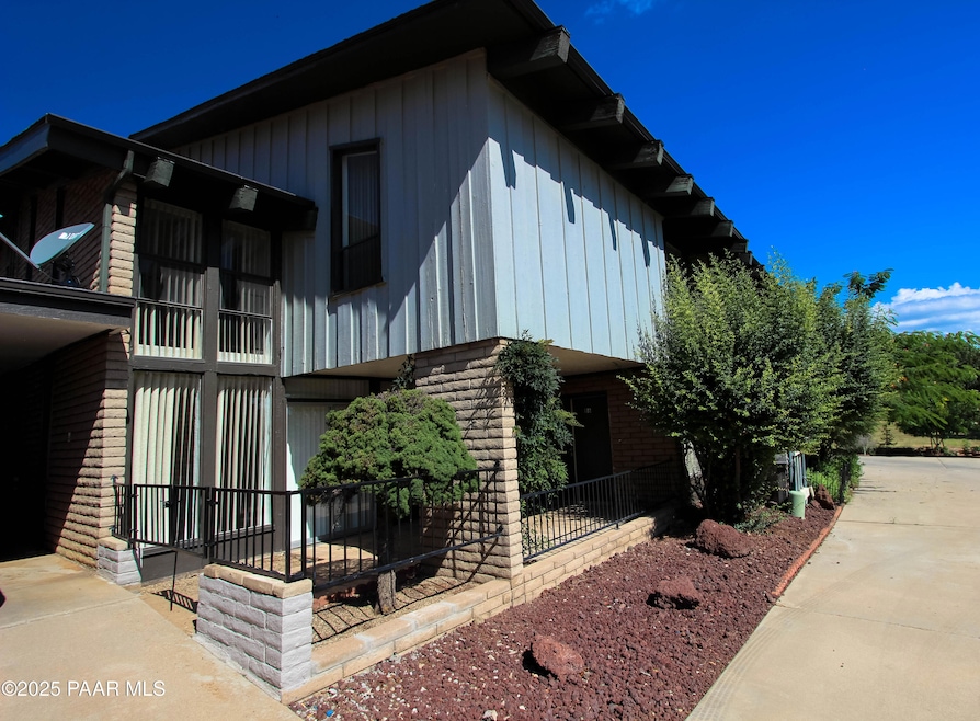 For Rent $1,600/month • Co-Listing Agent
