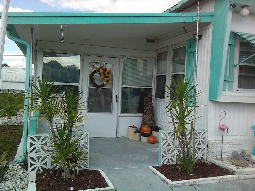 83 Violet Ln, Lakeland, FL 33815 - photo 1