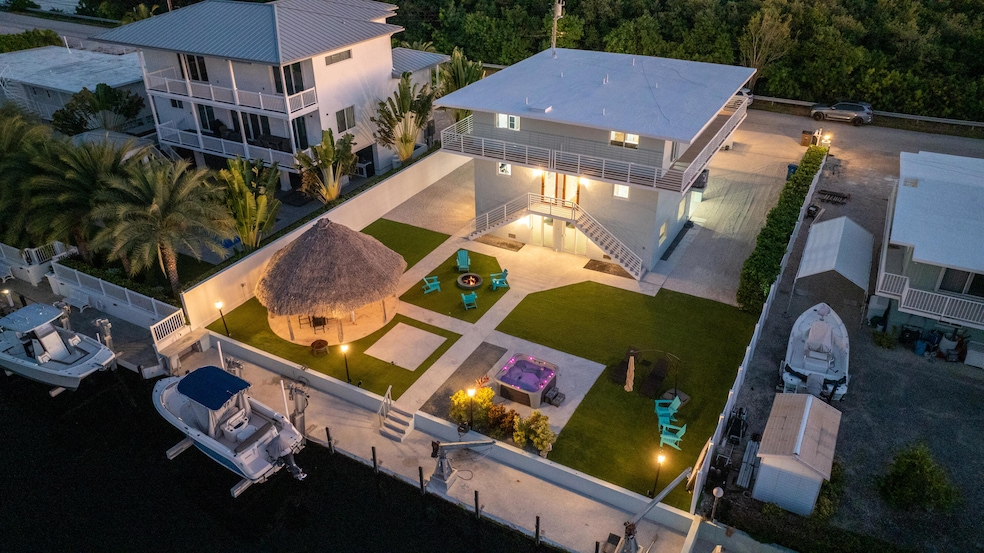 139 Marina Ave, Key Largo, FL 33037 - photo 1