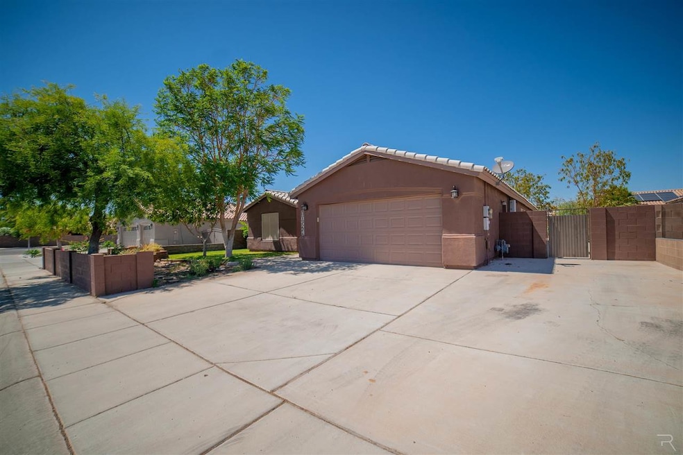 10524 E 38th Ln, Yuma, AZ 85365 - photo 1
