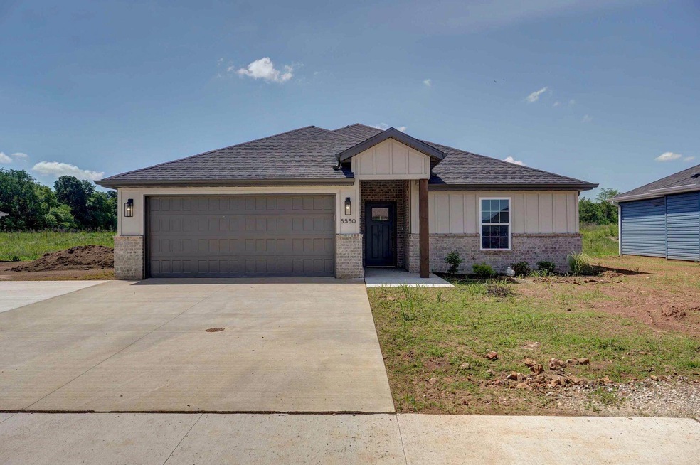 5550 W Mangrove St-2