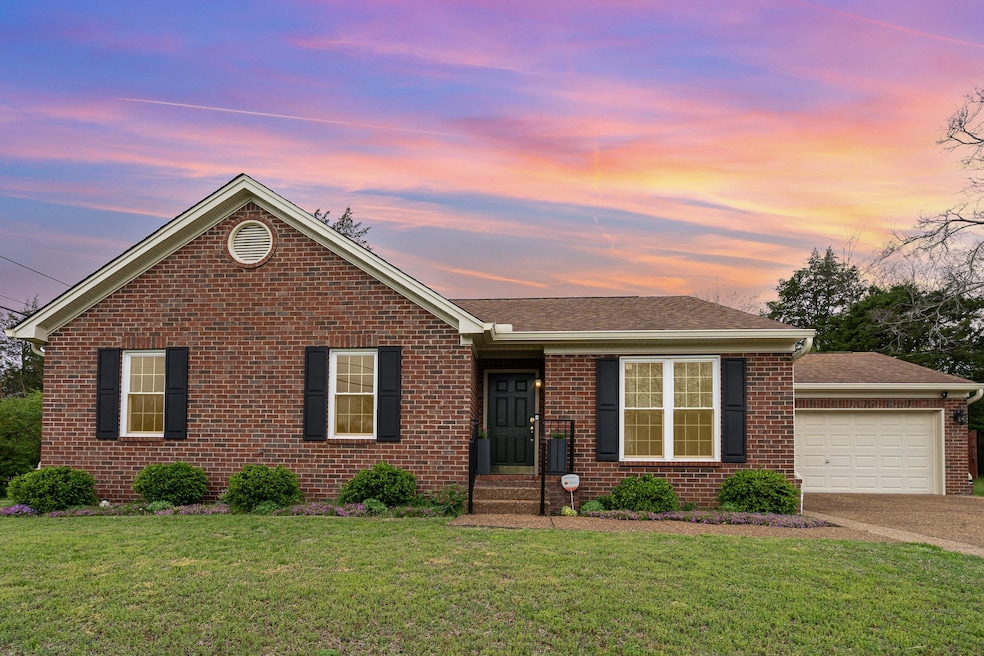 Sold $405,000