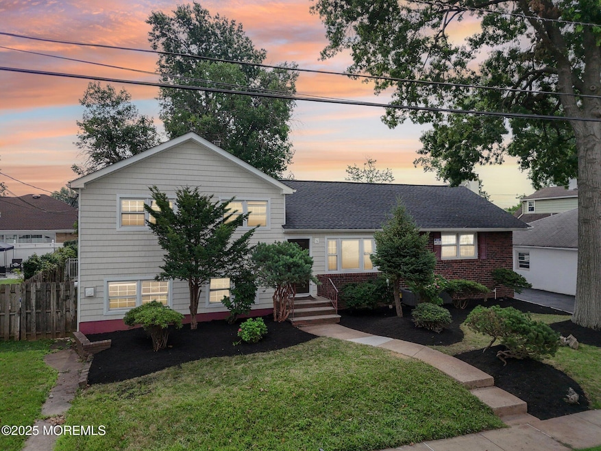 64-web-or-mls-VT-0108-1