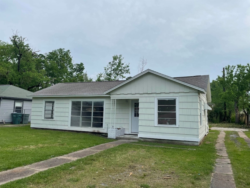 For Sale $139,900 • Co-Listing Agent