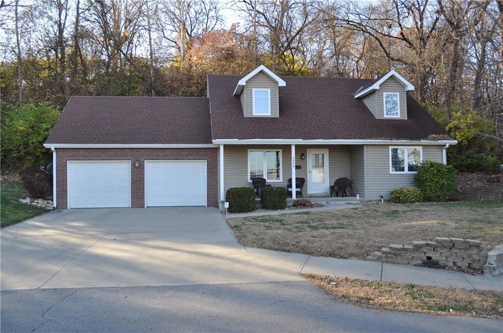 3404 N 9th St, Saint Joseph, MO 64505 - photo 1