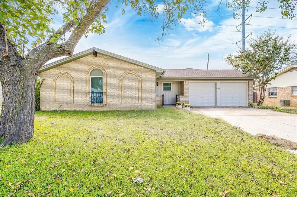 1100 Springdale Rd, Bedford, TX 76021 - photo 1