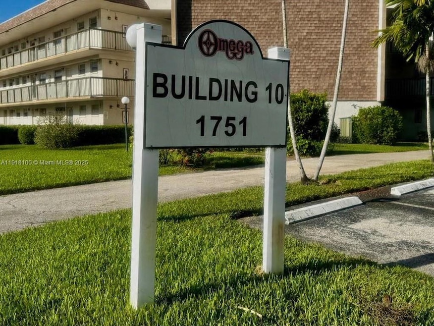 1751 NW 75th Ave unit 211, Plantation, FL 33313 - photo 1