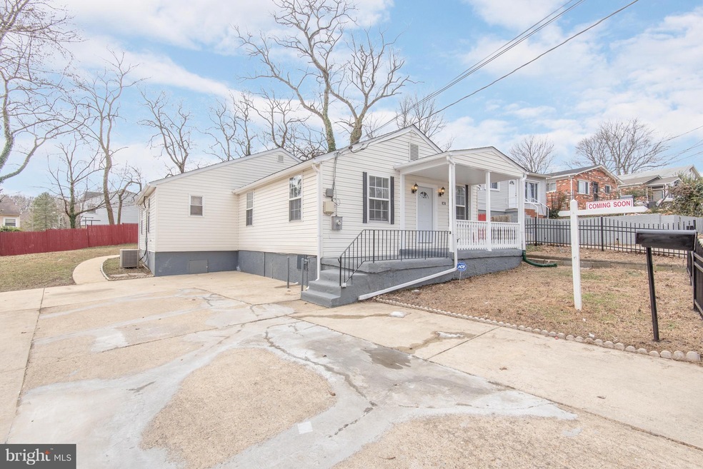 404 Carmody Hills Dr, Capitol Heights, MD 20743 - photo 1