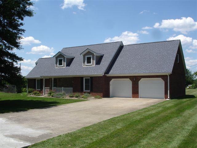 206 Manor House Ln, Frankfort, KY 40601 - photo 1