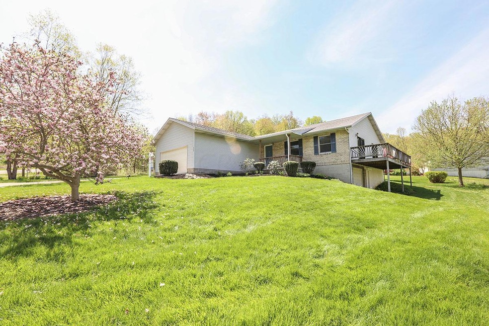 3055 Apple Valley Dr, Howard, OH 43028 - photo 1