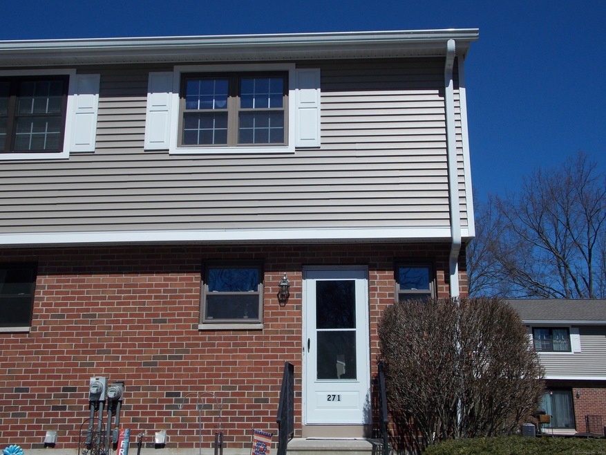 271 Hampton Ct, Newington, CT 06111 - photo 1