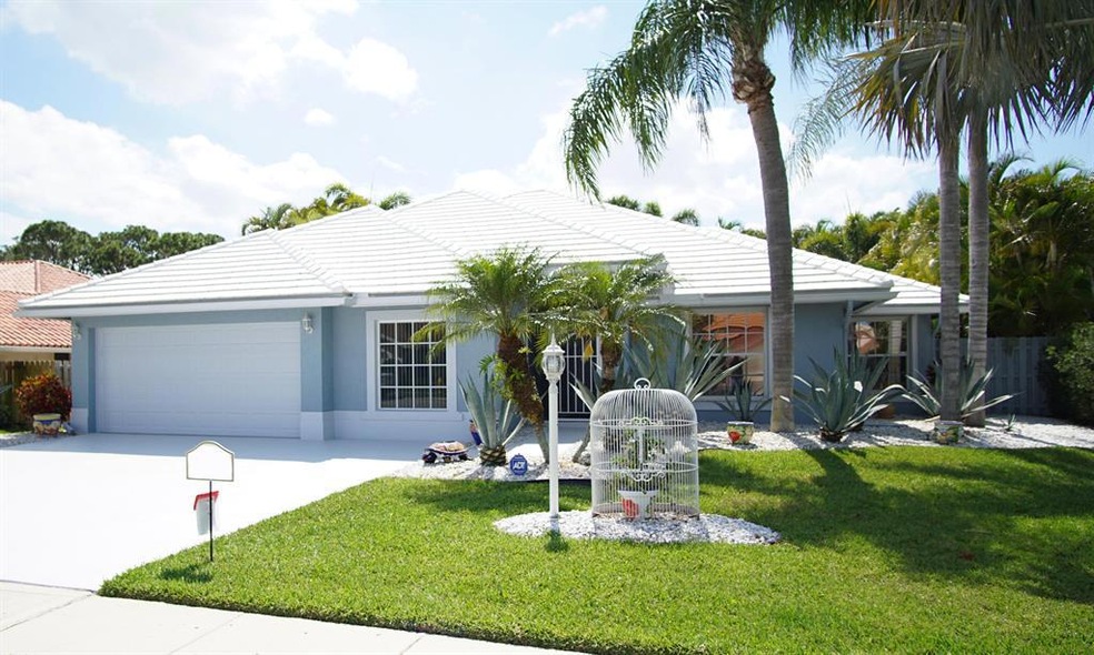 Main House Photo#1 (1)