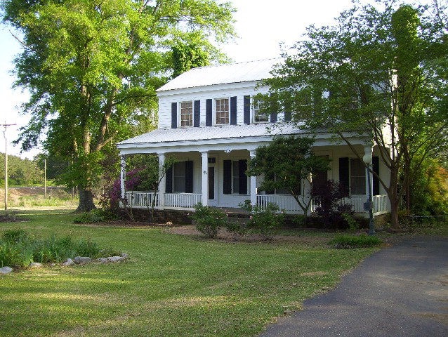 1738 Mississippi 27, Jayess, MS 39641 - photo 1