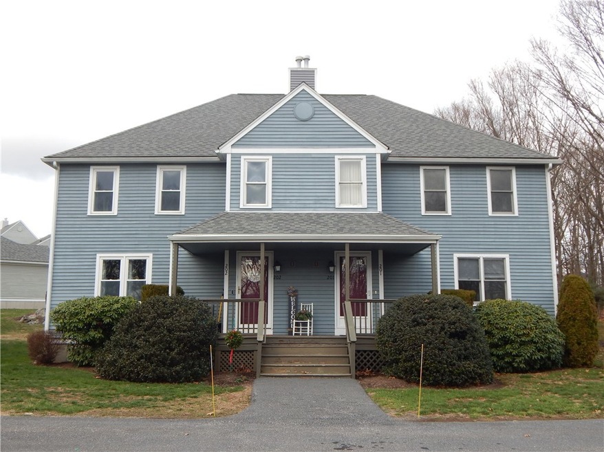 202 Brookhaven Ln, Woonsocket, RI 02895 - photo 1