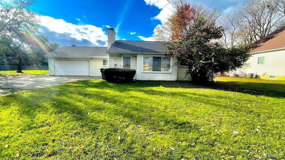 237 N Elms